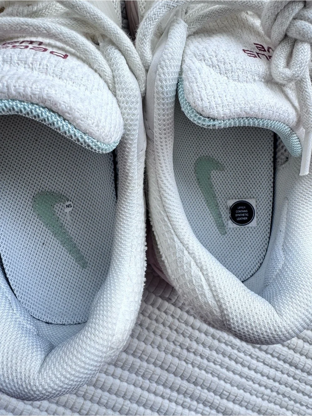 Nike Air Pegasus Wave Sneakers White Mint Coral Gum Sole Size 9 New